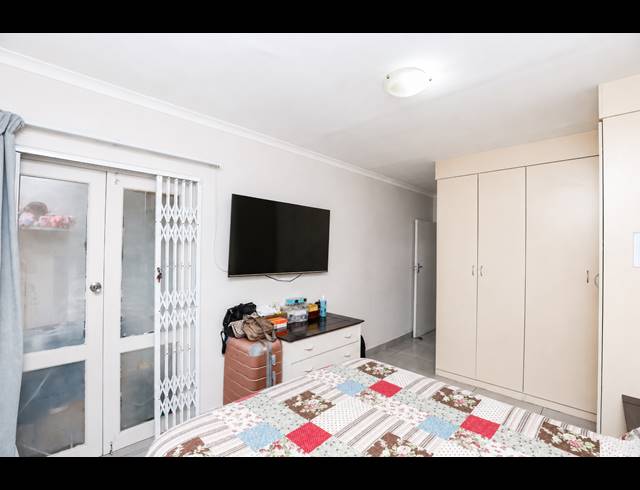 2 BEDROOM APARTMENT FOR SALE IN MUSGRAVE